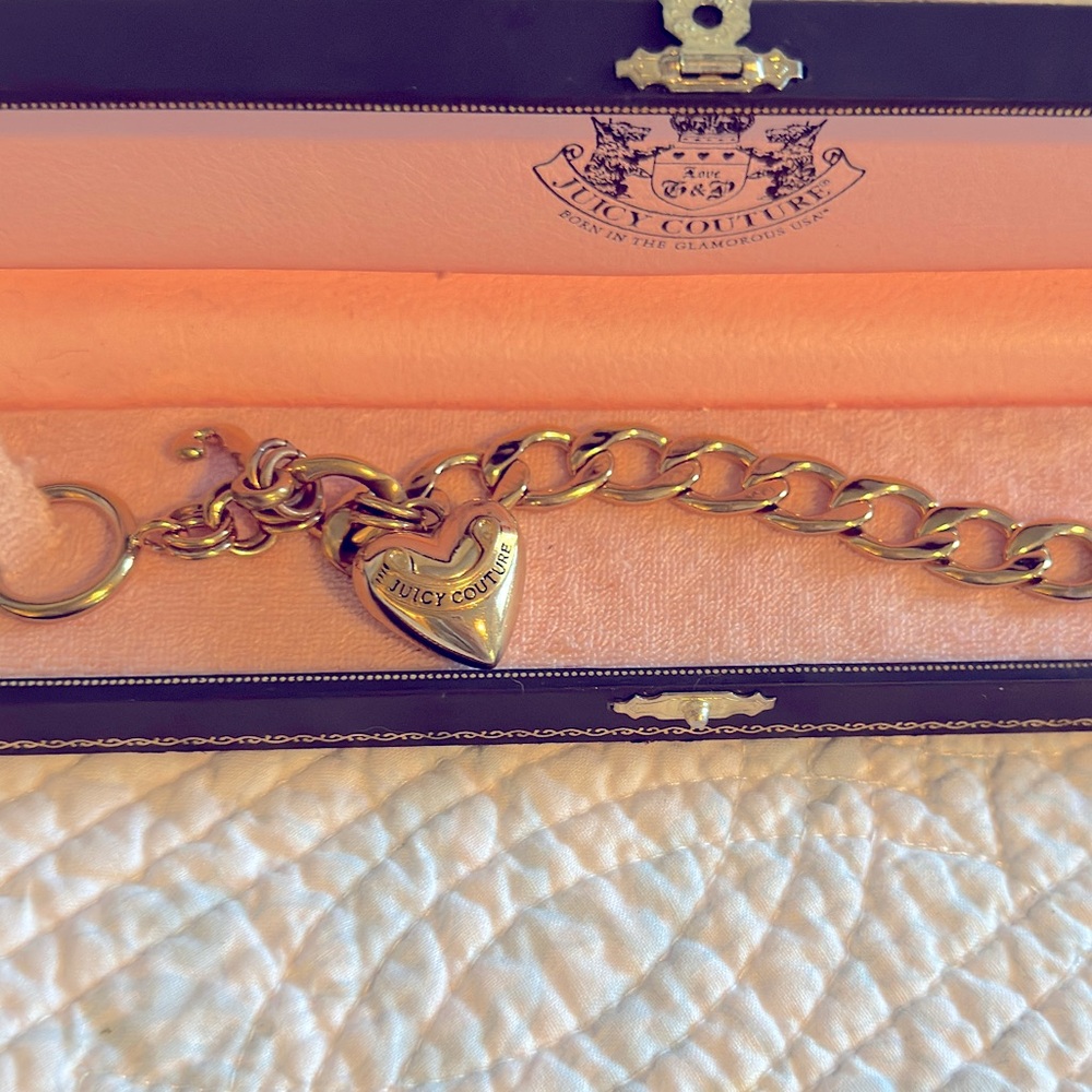 Juicy Couture gold heart bracelet